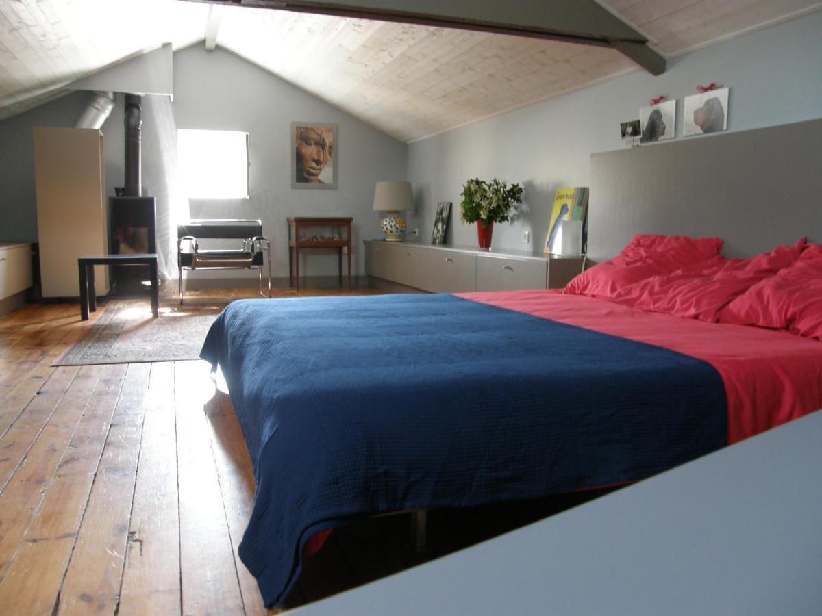 Bed and Breakfast Le Logis De La Colombe Le Puy-en-Velay Zewnętrze zdjęcie